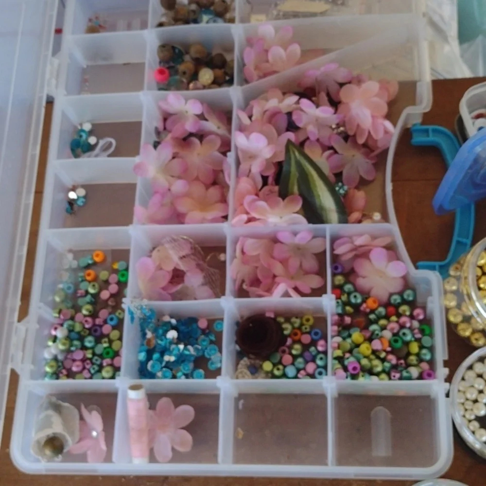 Assorted Beads Collection - Picture 3 of 3